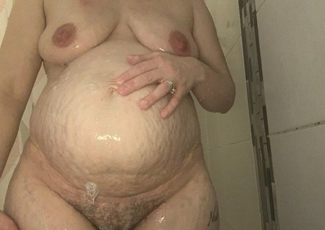 アナルトランスオンリーファンズ 無料セクシー 写真