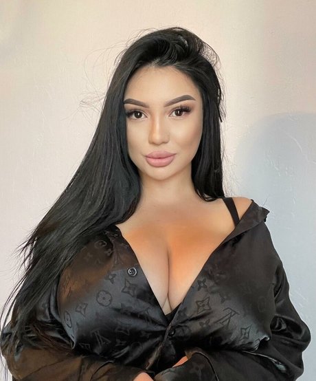 Zhansaya Dakarimova HDスター 写真