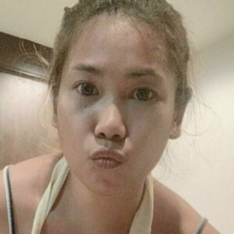背の高い熟女オンリーファンズ 美しい 画像