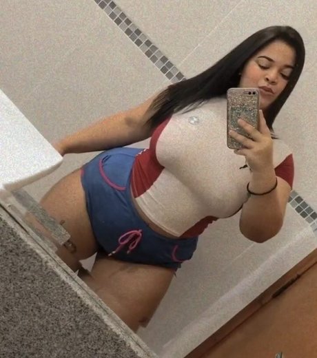 最もホットな教師オンリーファンズ ポルノ 画像