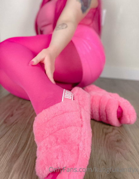 初めてのセックスオンリーファンズ 美しいヌード 画像