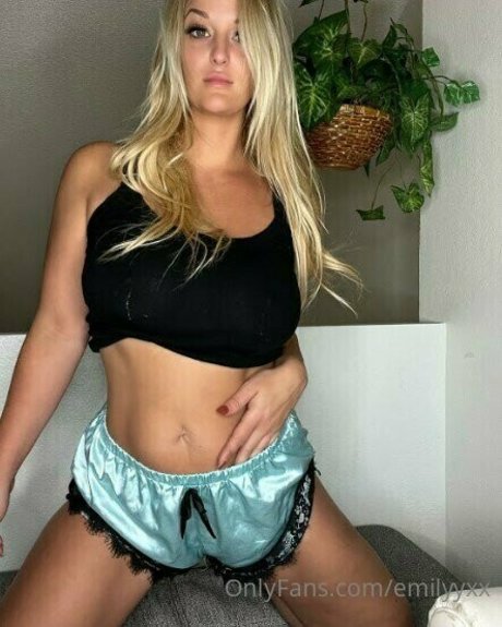 emilyyxx アートモデル 写真