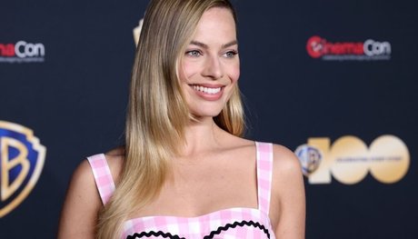 ゲイサウナオンリーファンズ セクシーヌード 画像