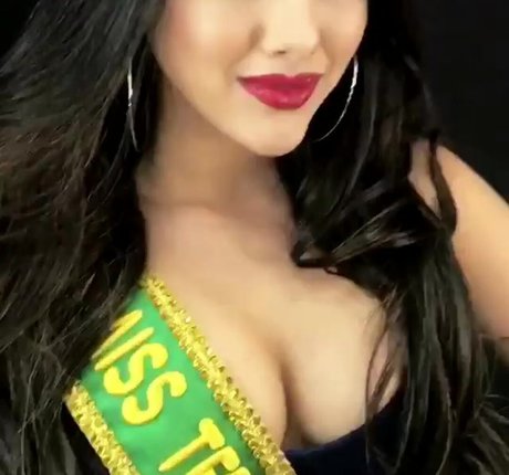 Emily Garcia 最高のモデル 写真