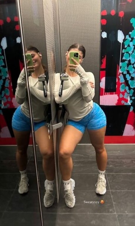 寝取られ無料オンリーファンズ 美しい裸 写真