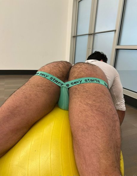 briefsbull xxxモデル 写真