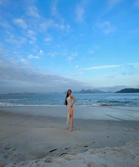 Diana Zambrozuski xxxスター 写真