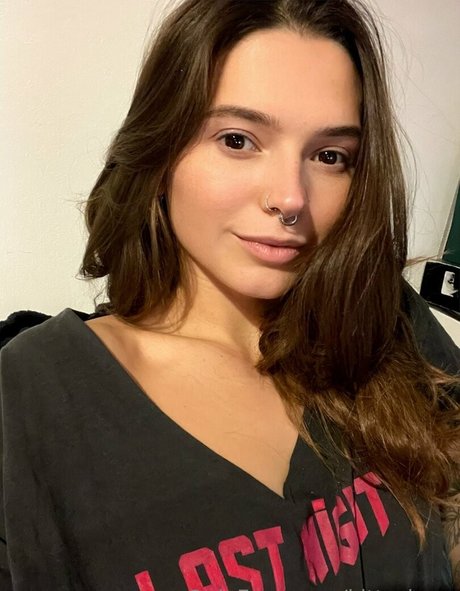 アマチュア3P オンリーファンズ ホットヌード 画像