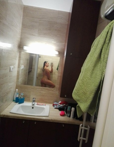 Zala Megye セクシーモデル 画像