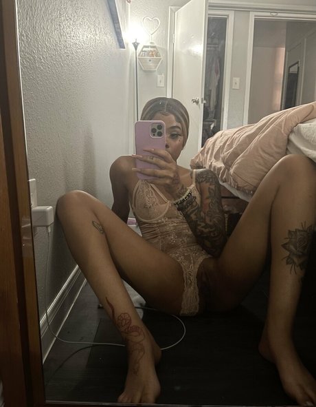 巨乳ゴスオンリーファンズ セクシーxxx 画像