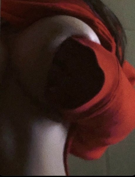 imanluvr エロティックなポルノスター 写真