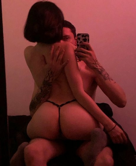 abbygirlxox 裸のモデル 写真