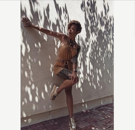 フェラチオ自撮りオンリーファンズ ホットセクシー 写真