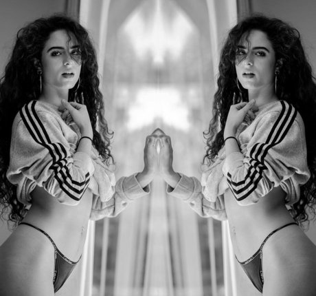 赤毛の痴女オンリーファンズ セクシー 写真