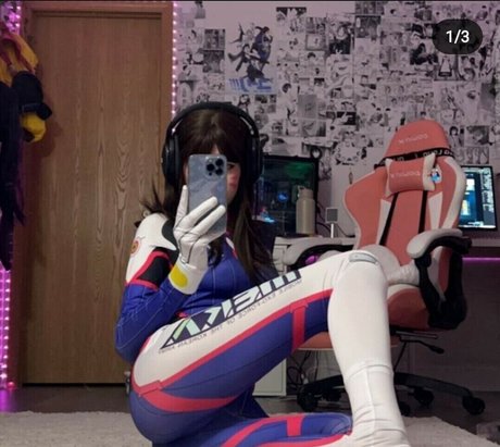 Emma kat 22 ヌードスター アーカイブ