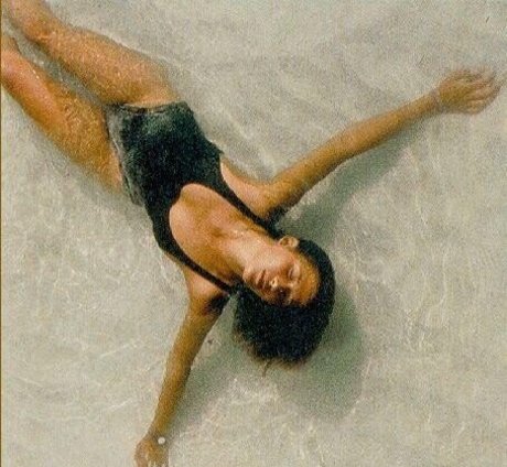 Sophie Marceau 独占モデル 写真