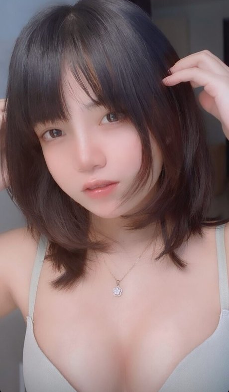Angel Chan モデル ギャラリー