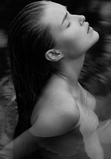 濡れたオマンコオンリーファンズ 限定 画像