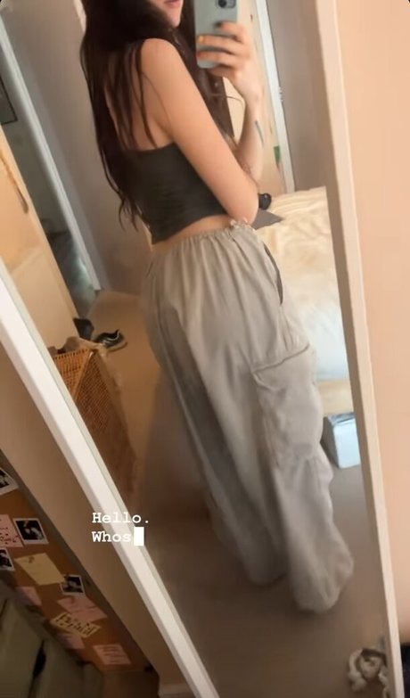 寝取られ妻オンリーファンズ 美しい裸 画像