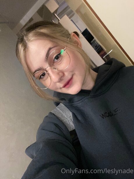 クローズアップマンコオンリーファンズ セックス 写真