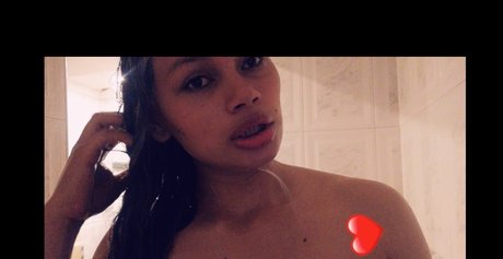 Leidy Hernandez ポルノスター セクシー 画像