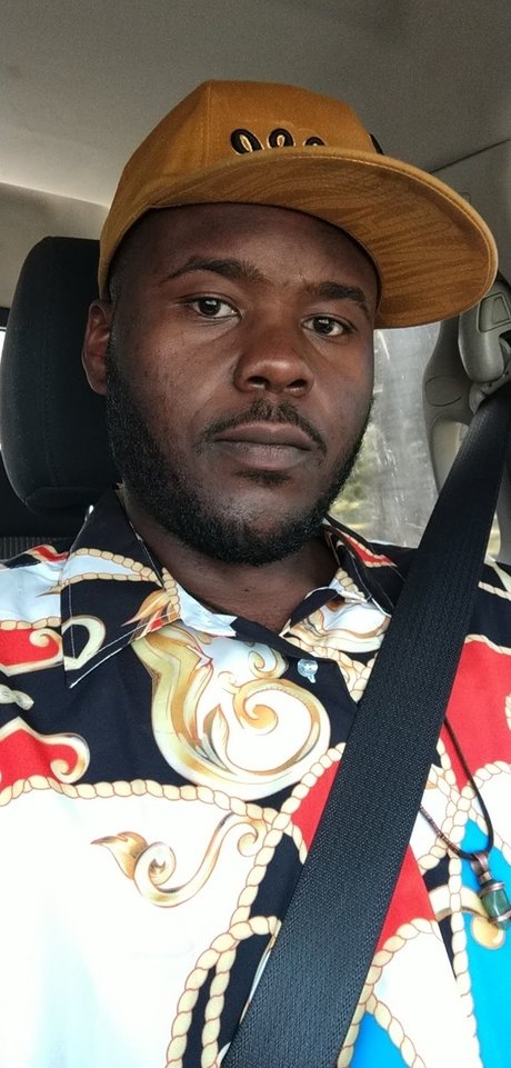 フェラチオ アジア人 オンリーファンズ セクシーヌード 画像