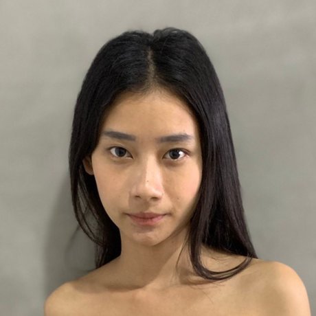 アナルファックオンリーファンズ 無料ヌード 写真