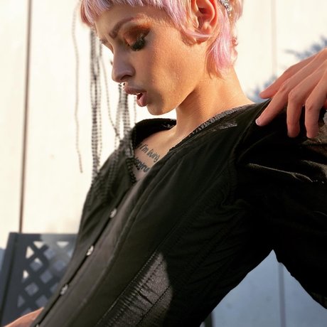 BBC フェムボーイ オンリーファンズ 無料裸 ギャラリー