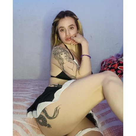 AYLIN H 可愛い女優 画像