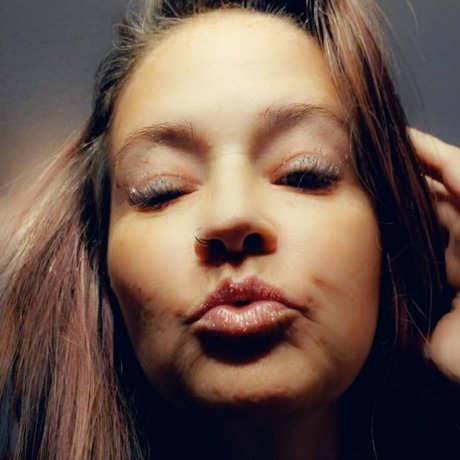 Lori Faith ヌードモデル 写真