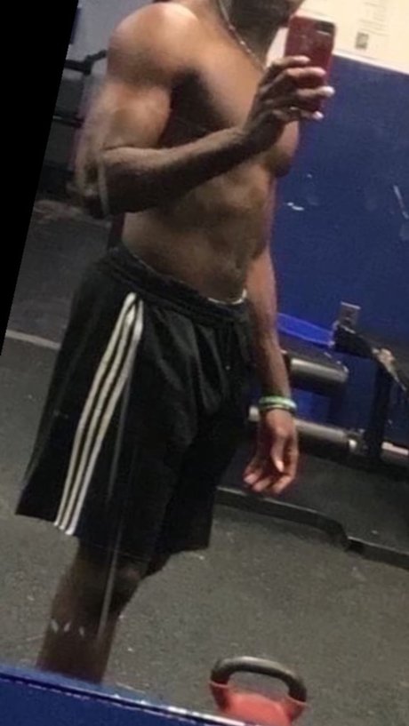 制服オンリーファン 美しいヌード 写真