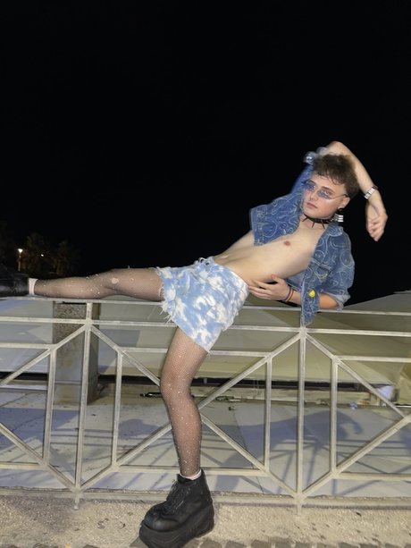 Luigi Chachki セクシーなポルノスター 写真