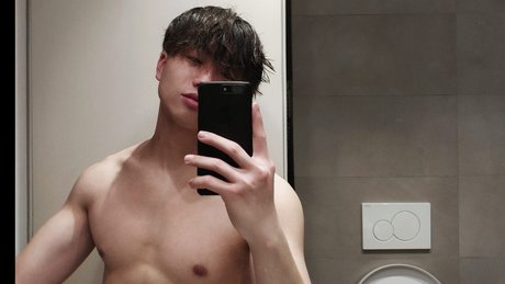Matt Jeong ヌードモデル アーカイブ