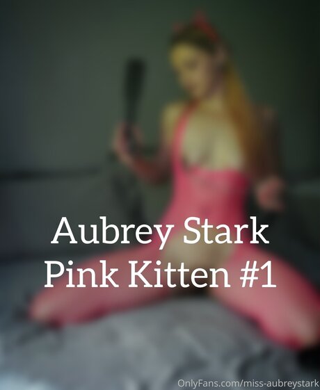 Aubrey Stark ヌードモデル アーカイブ