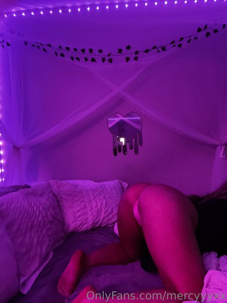 エボニーギルフオンリーファンズ 限定 画像