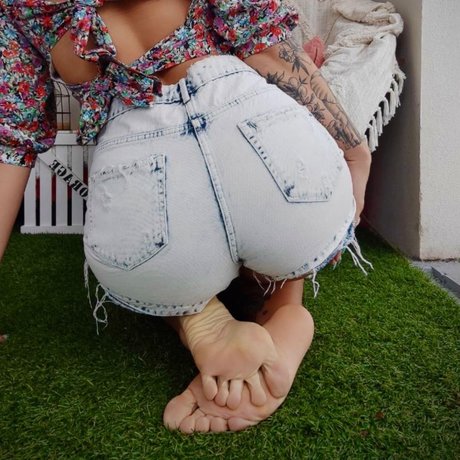 Miss Elea ポルノスター エロティック 写真