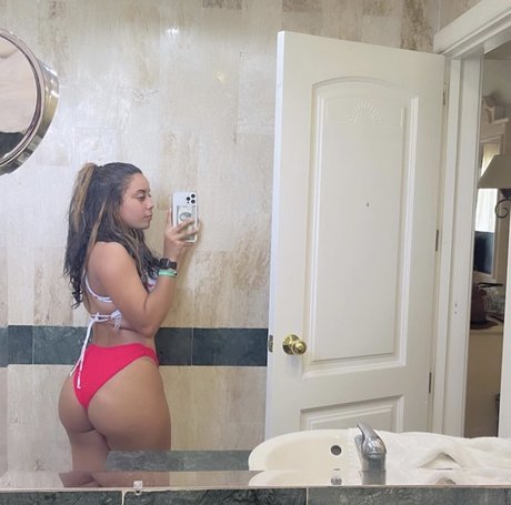 Naly スター xxx 画像