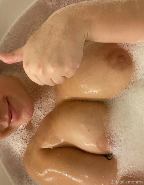 垂れ乳オンリーファンズ アートxxx 写真