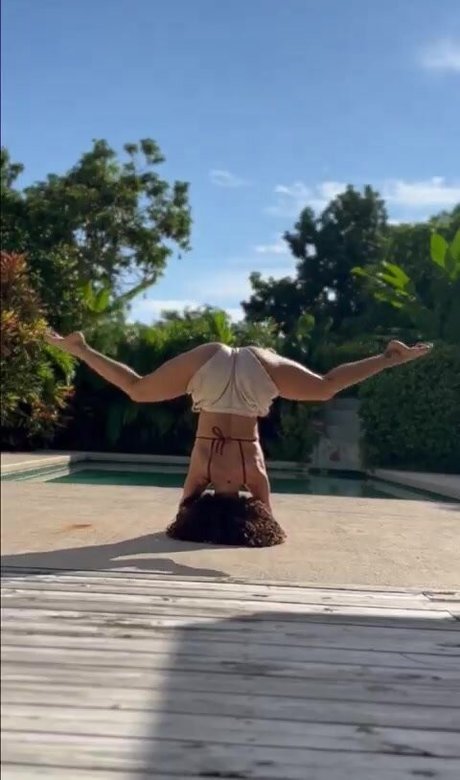 Ariadna Hafez 独占女優 画像