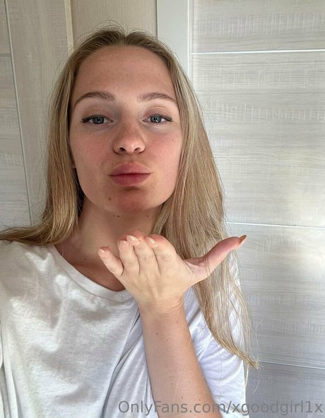 xgoodgirl1x ポルノスター 画像