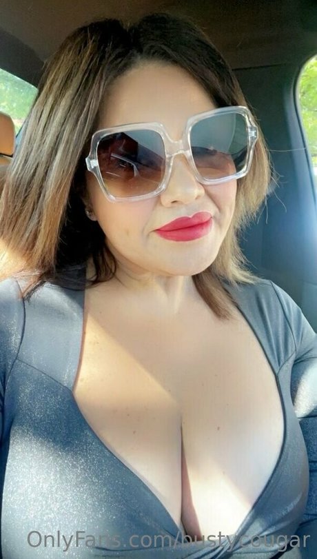 bustycougar ヌード女優 画像