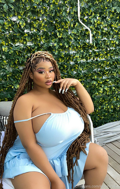 Kim Tiddies ポルノ女優 写真