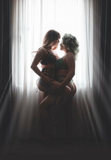 消防士のオンリーファンズ セックス アーカイブ