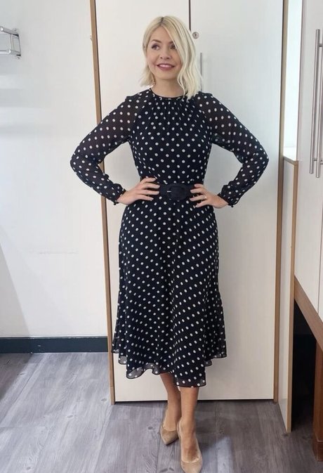 Holly Willoughby ポルノスター 無料 写真