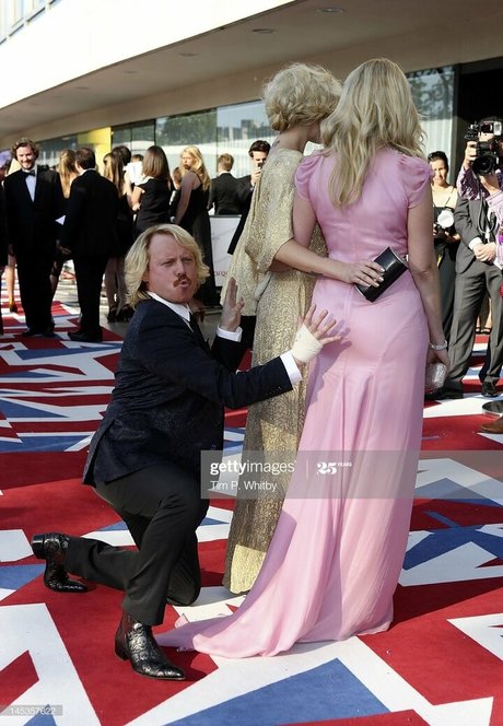 ギャングオンリーファン ヌード 画像