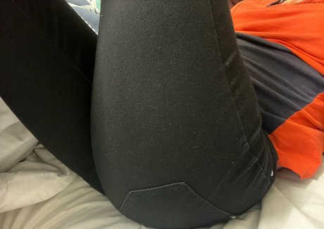 継娘オンリーファンズ ヌード 写真