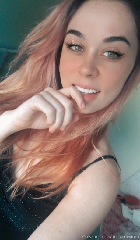 ホットなティーンオンリーファン 美しい ギャラリー