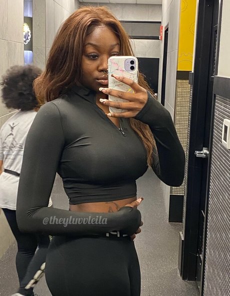 sweetgirllei 美しいポルノスター 画像