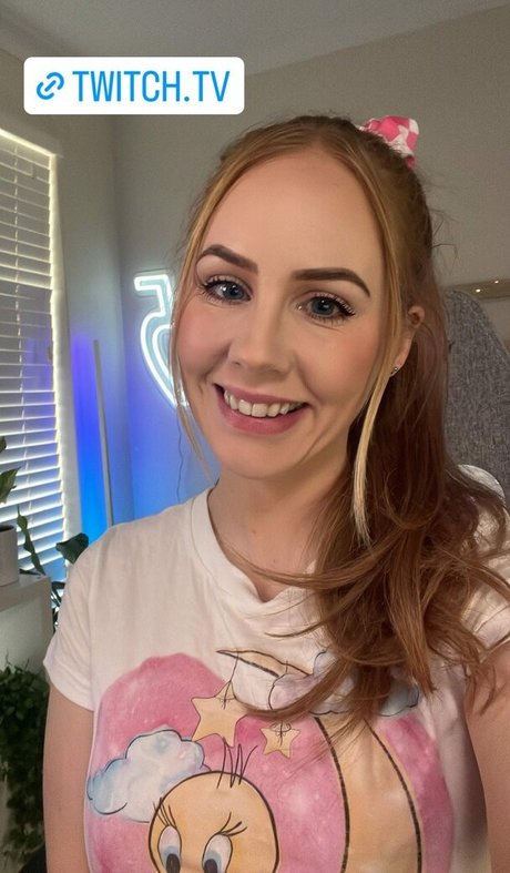 Nalopia スター ヌード 写真