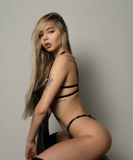 エボニーギルフオンリーファンズ 美しいxxx アーカイブ